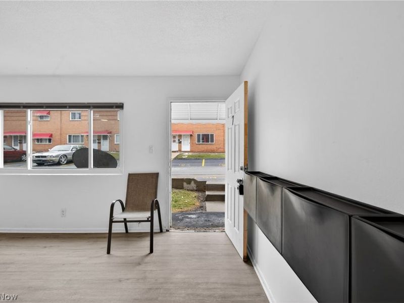 193 Dalepark Drive, Unit 7, Bedford, OH 44146 Photo 7