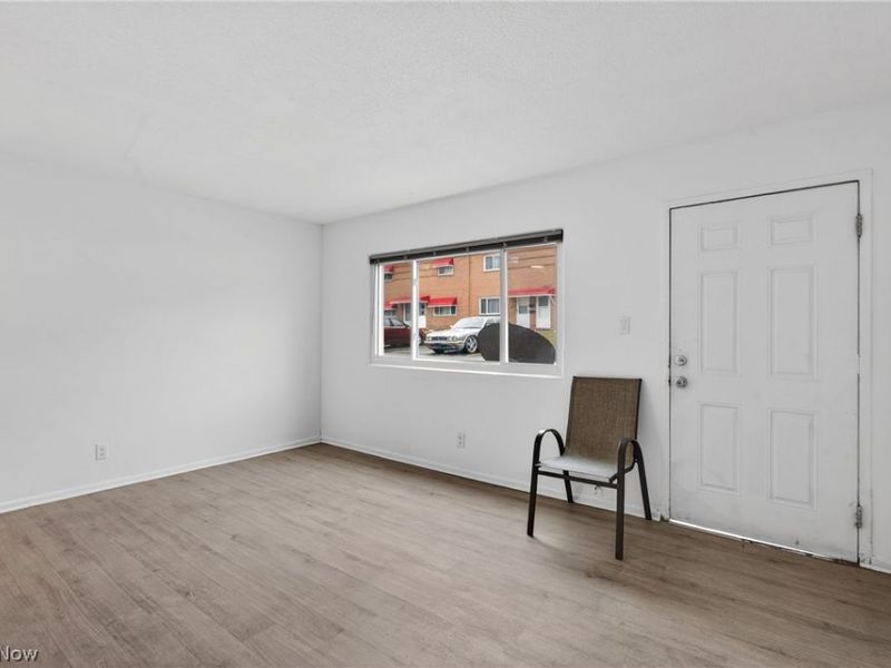 193 Dalepark Drive, Unit 7, Bedford, OH 44146 Photo 8