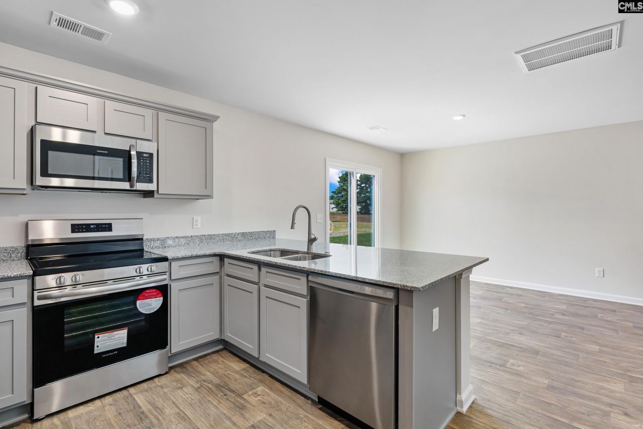 142 Cape Horn Drive Photo 11