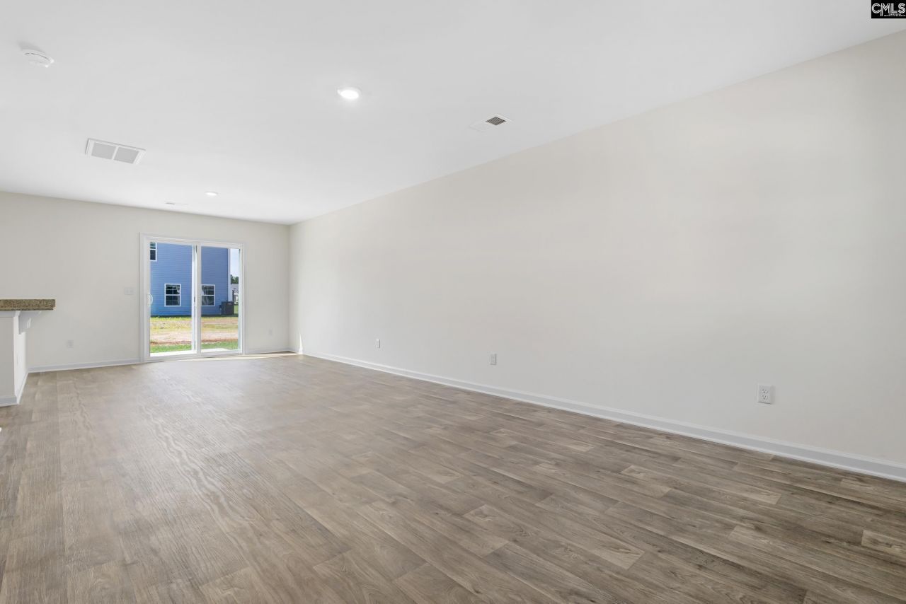 142 Cape Horn Drive Photo 4