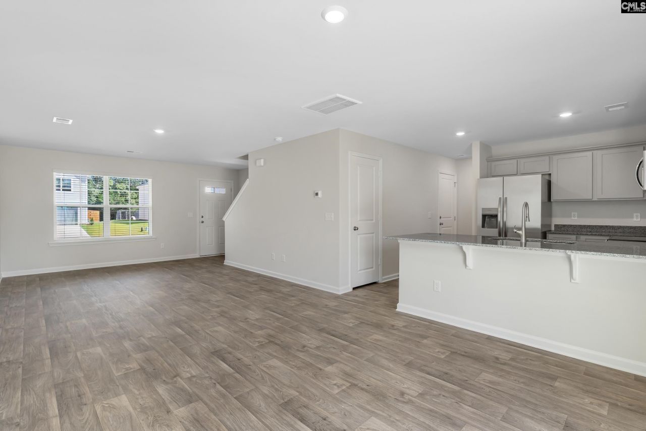 142 Cape Horn Drive Photo 7