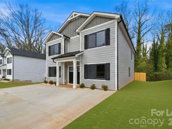 2340 13th Street NE, Hickory, NC 28601