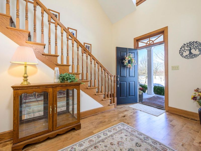 736 Arlington Road , Bellefontaine, OH 43311 Photo 3