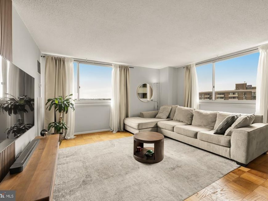 4601 N Park Avenue, Unit 1119, Chevy Chase, MD 20815 Main Photo