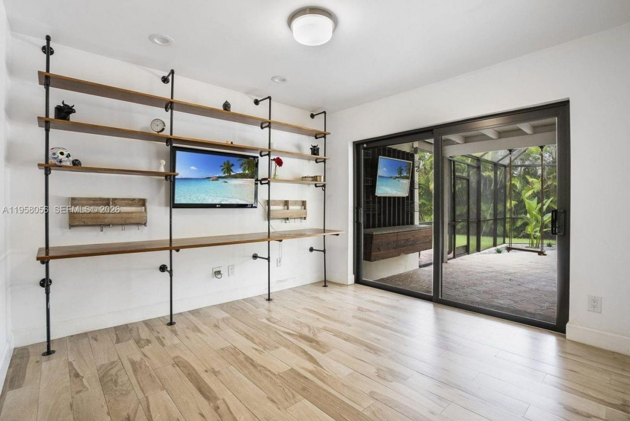 8705 SW 176th St, Palmetto Bay, FL 33157 Photo