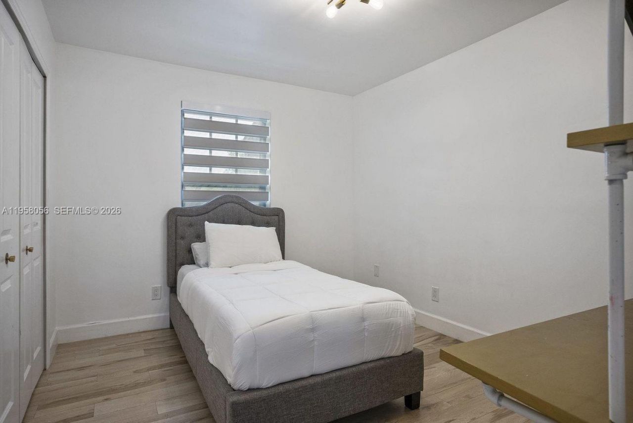 8705 SW 176th St, Palmetto Bay, FL 33157 Photo