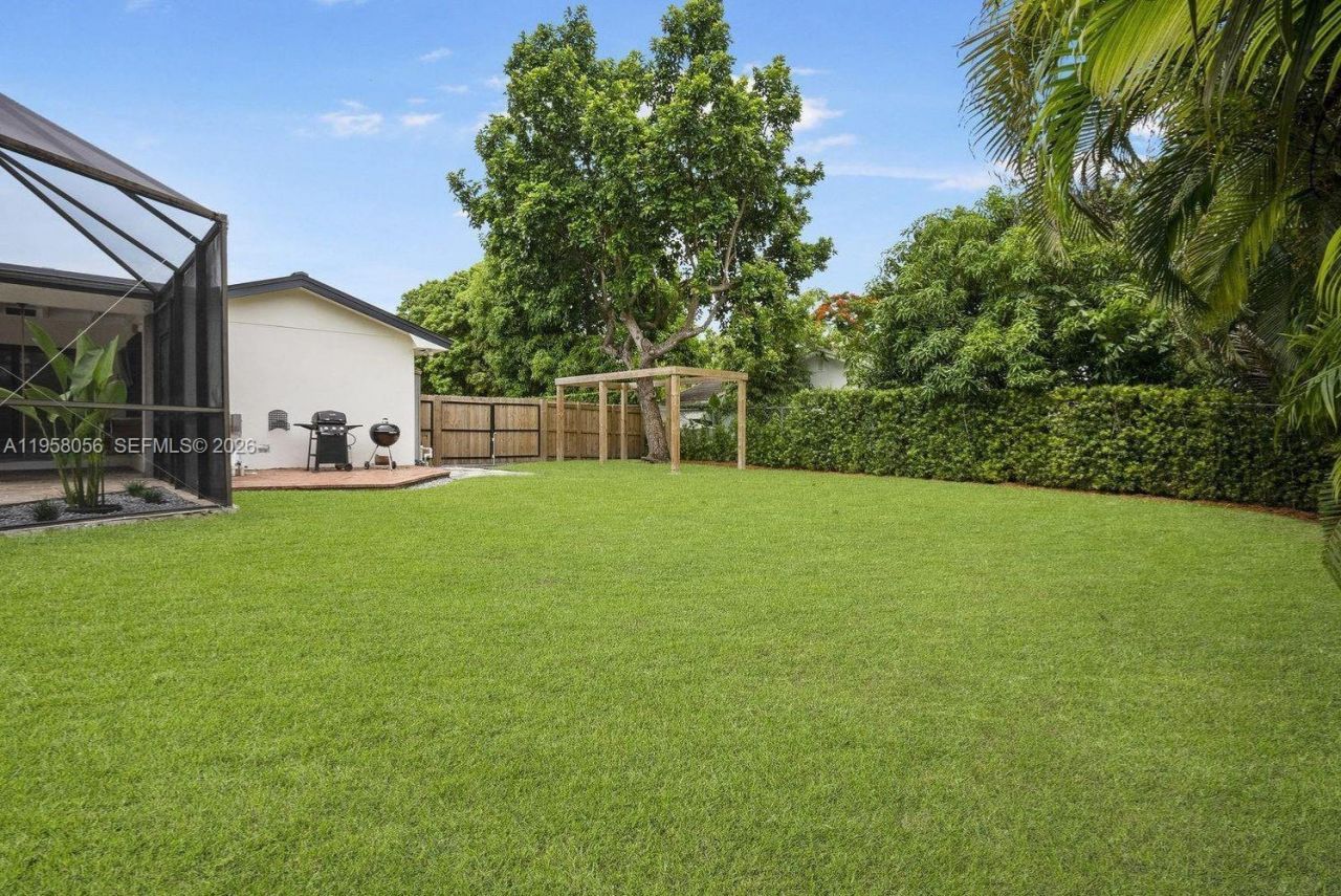 8705 SW 176th St, Palmetto Bay, FL 33157 Photo