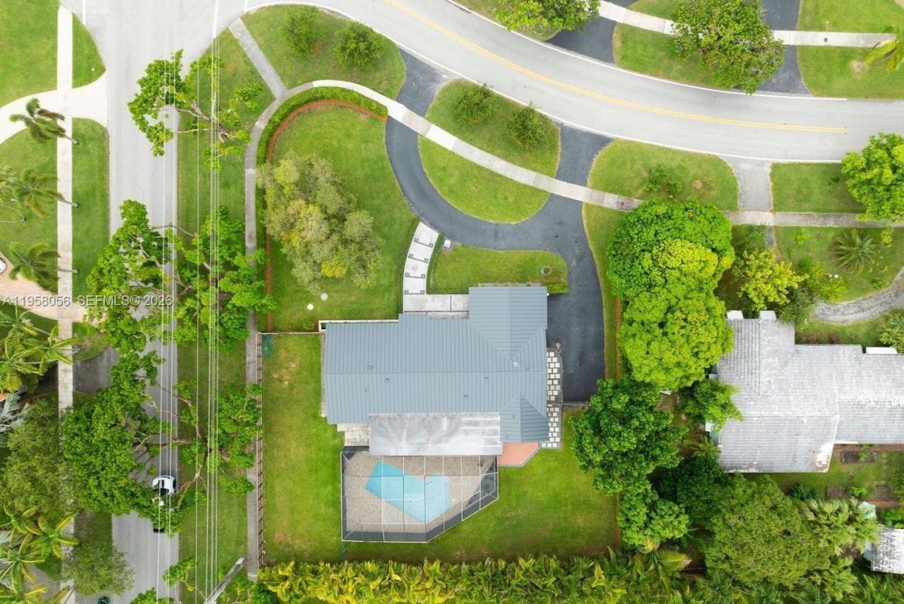 8705 SW 176th St, Palmetto Bay, FL 33157 Photo