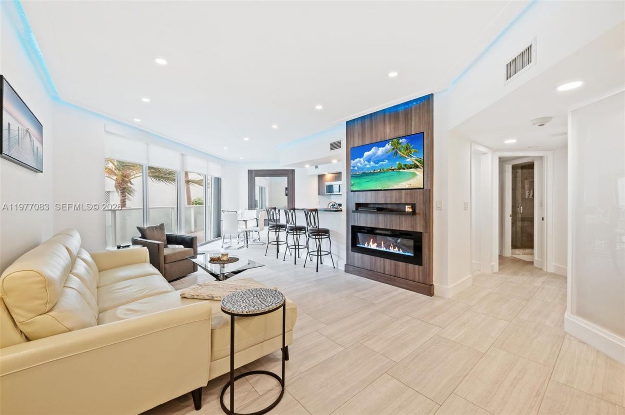 16485 Collins Ave , Unit 232, Sunny Isles Beach, FL 33160 Photo