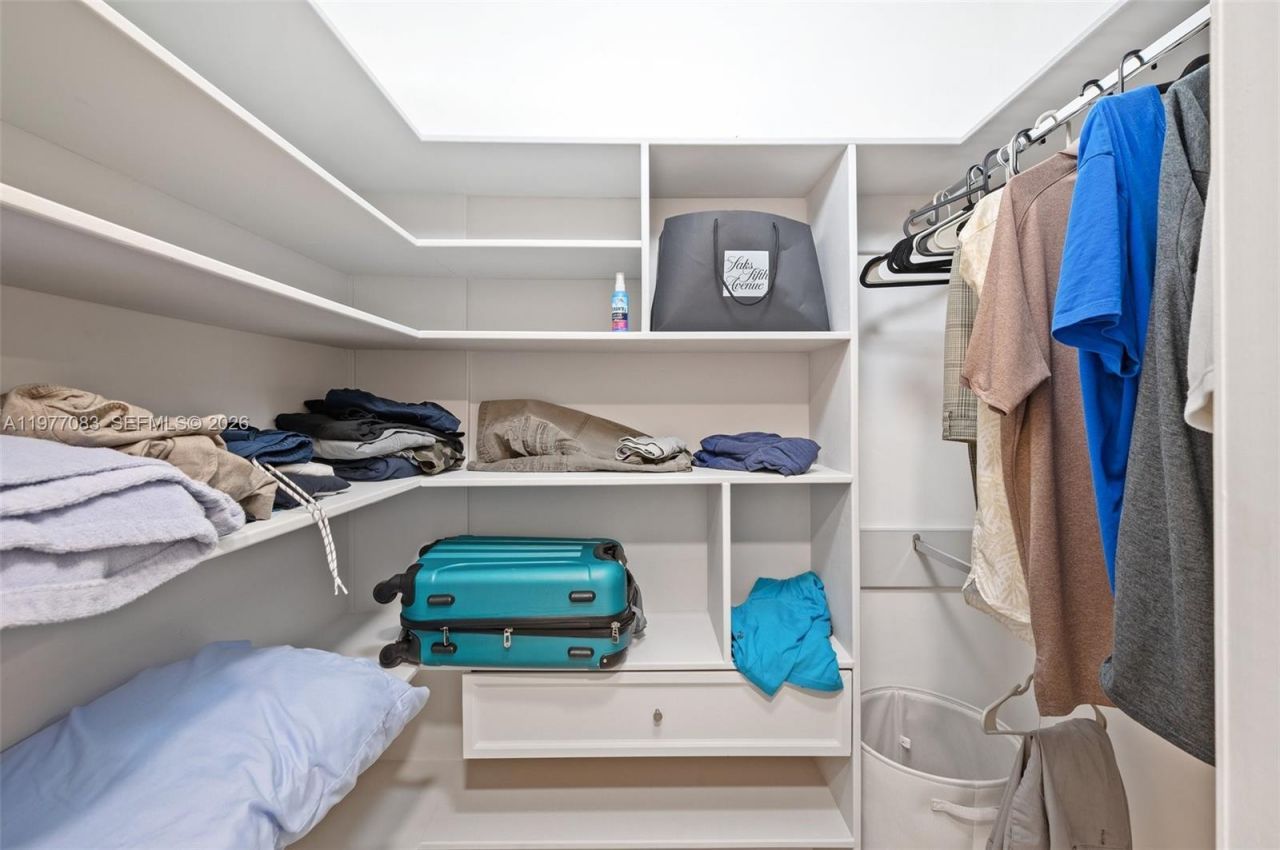 16485 Collins Ave , Unit 232, Sunny Isles Beach, FL 33160 Photo