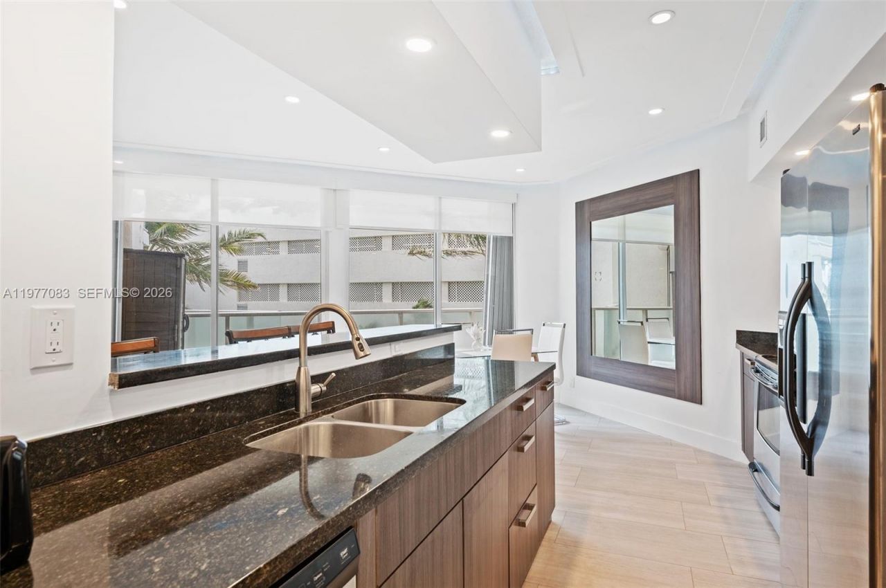 16485 Collins Ave , Unit 232, Sunny Isles Beach, FL 33160 Photo