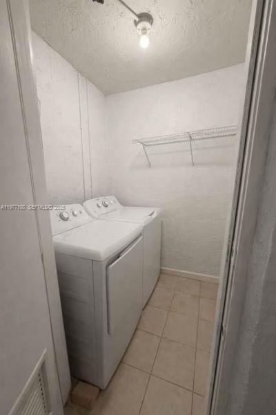 1701 NW 75th Ave , Unit 208, Plantation, FL 33313 Photo