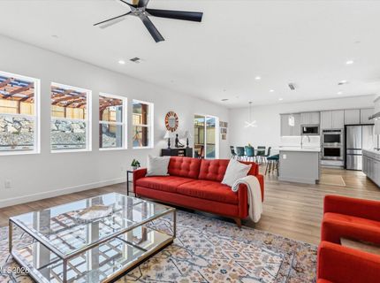 325 S Pah Rah Rdg Drive, Sparks, NV 89441 Photo