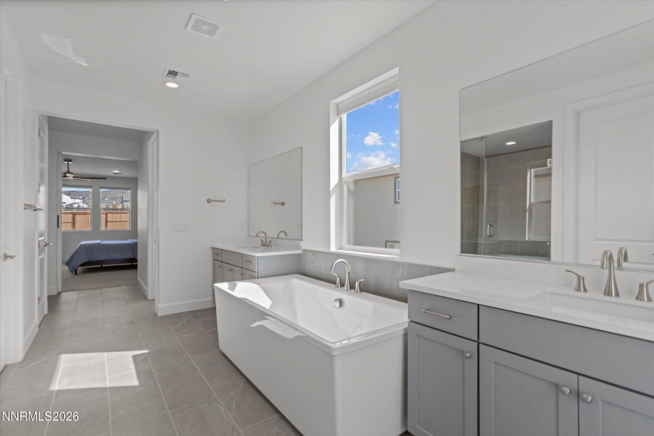 325 S Pah Rah Rdg Drive, Sparks, NV 89441 Photo