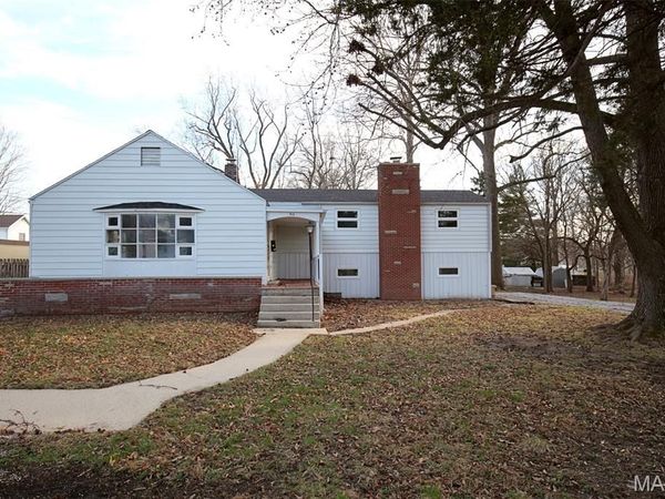906 W Jackson Street, Vandalia, IL 62471