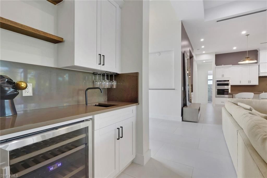 653 23rd St Sw, Naples, FL 34117 Photo