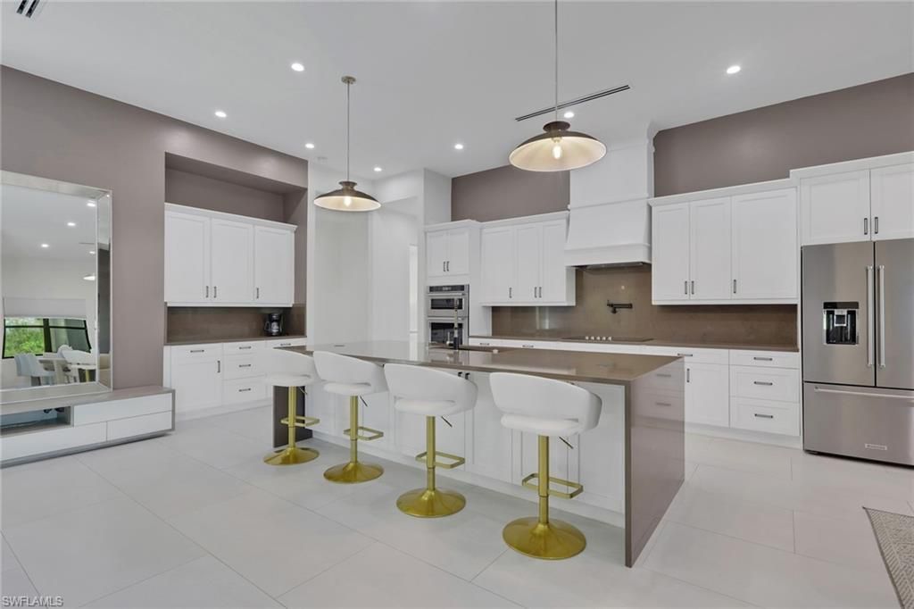 653 23rd St Sw, Naples, FL 34117 Photo