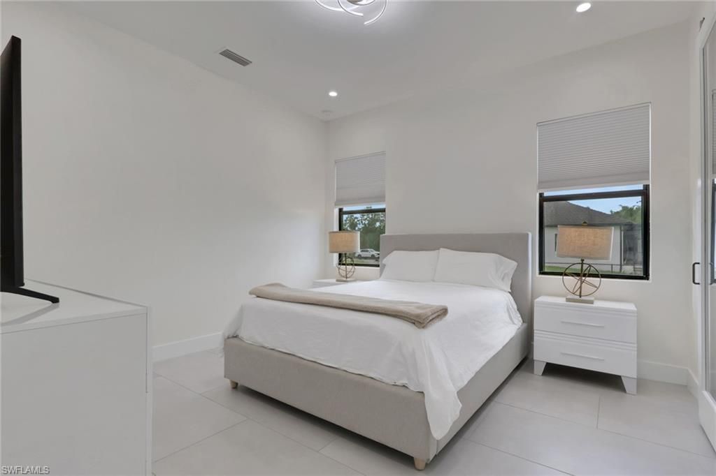 653 23rd St Sw, Naples, FL 34117 Photo