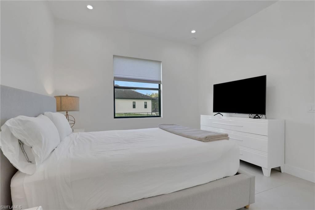 653 23rd St Sw, Naples, FL 34117 Photo