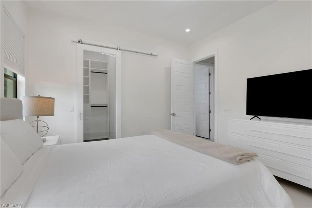 653 23rd St Sw, Naples, FL 34117 Photo