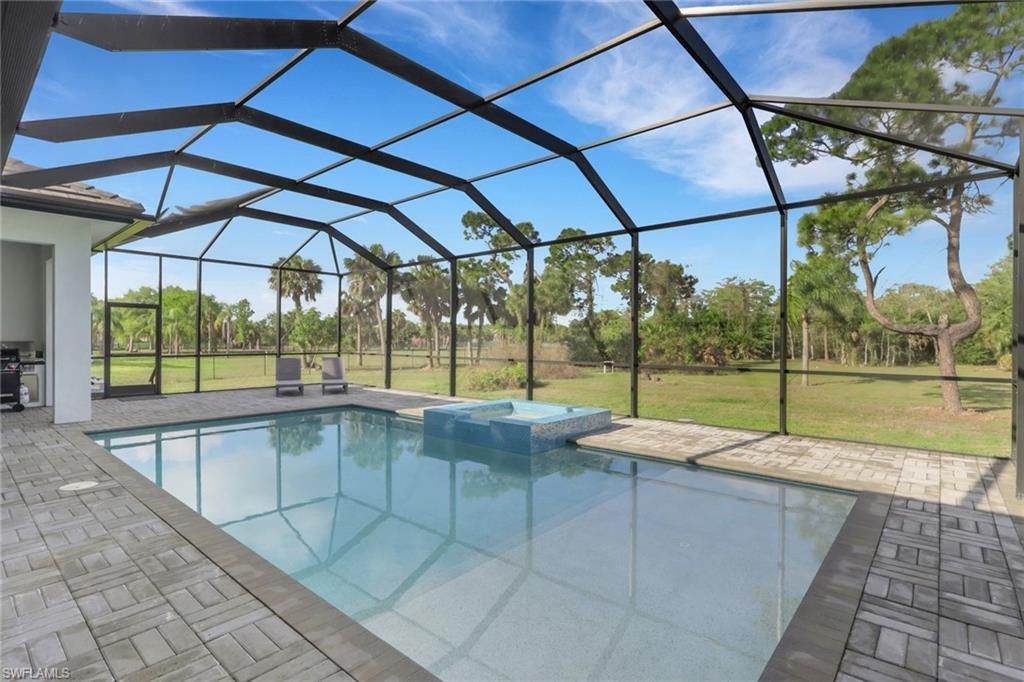 653 23rd St Sw, Naples, FL 34117 Photo