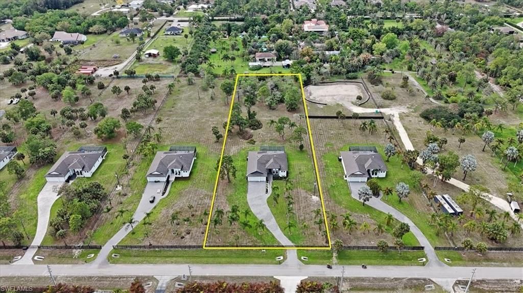 653 23rd St Sw, Naples, FL 34117 Photo