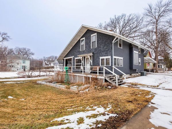506 4th Avenue SW, Valley City, ND 58072