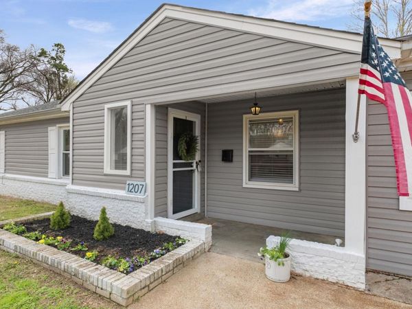 1207 W PERKINS RD, Memphis, TN 38117