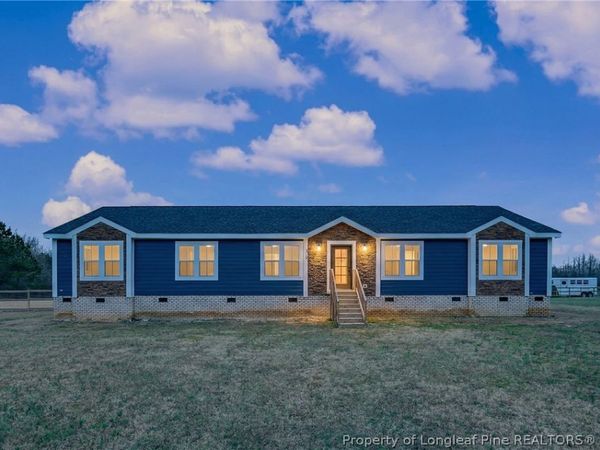 9109 Chickenfoot Road, St Pauls, NC 28384