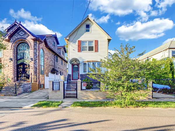 150-27 16th Road, Whitestone, NY 11357