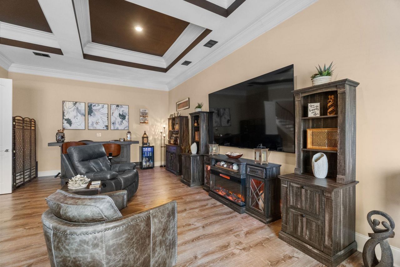 837 Bluffview Dr. Photo 13