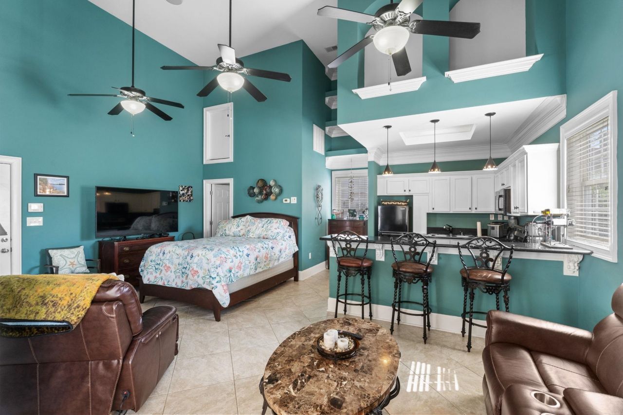 837 Bluffview Dr. Photo 28