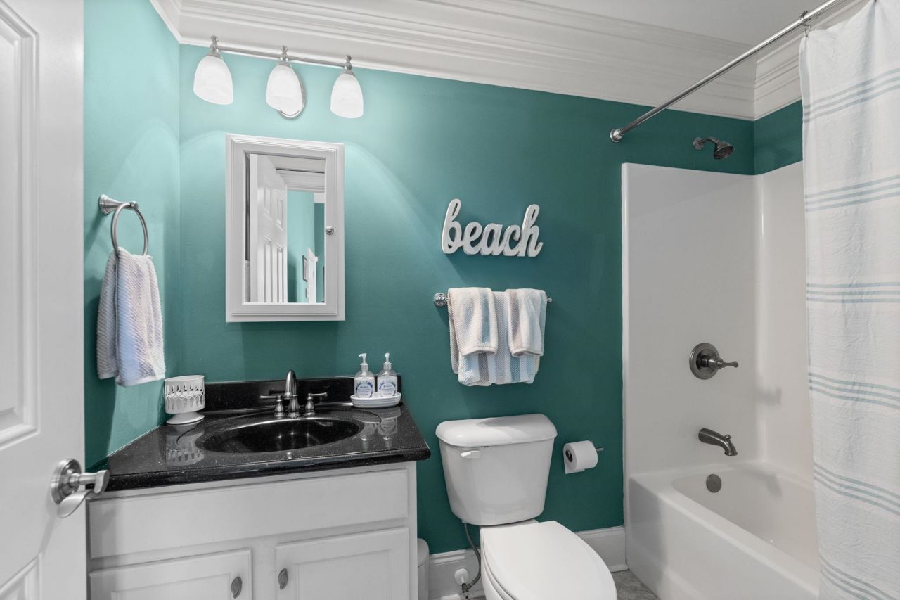 837 Bluffview Dr. Photo 33