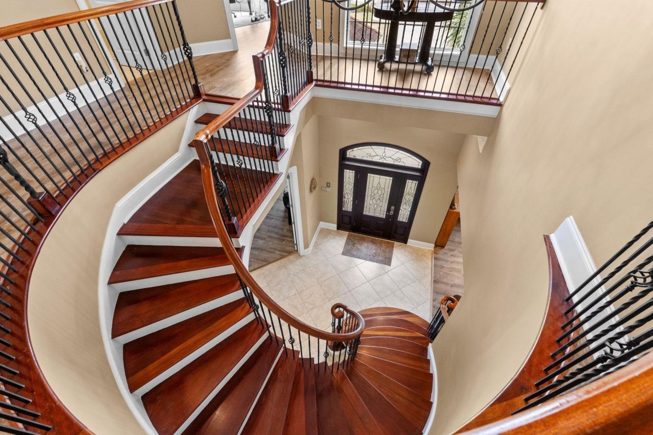 837 Bluffview Dr. Photo 41