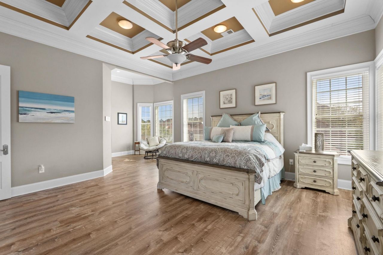 837 Bluffview Dr. Photo 45