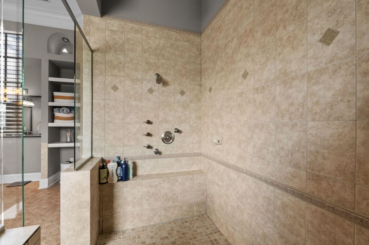 837 Bluffview Dr. Photo 51