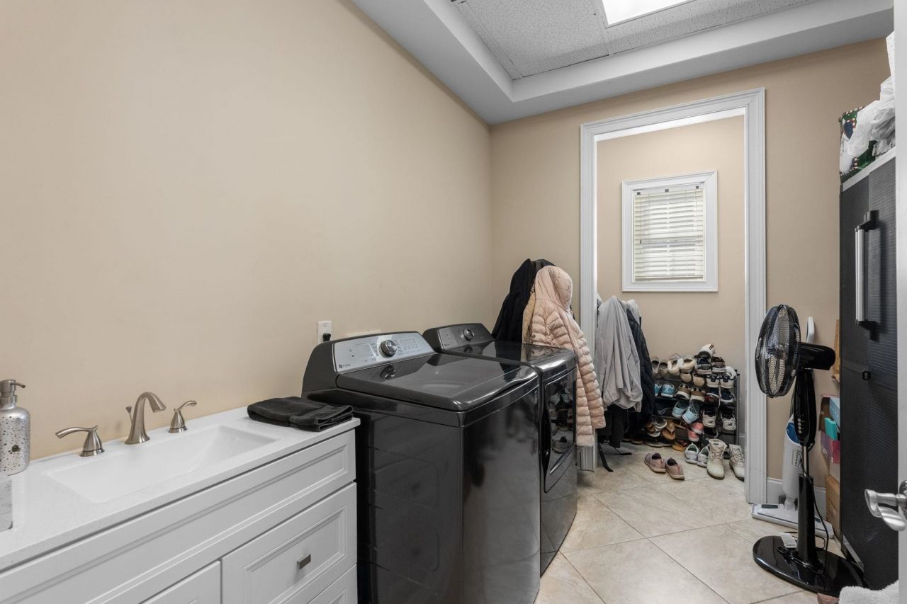 837 Bluffview Dr. Photo 59