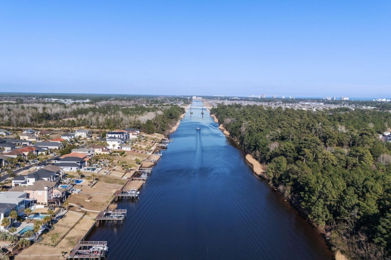 837 Bluffview Dr. Photo 69