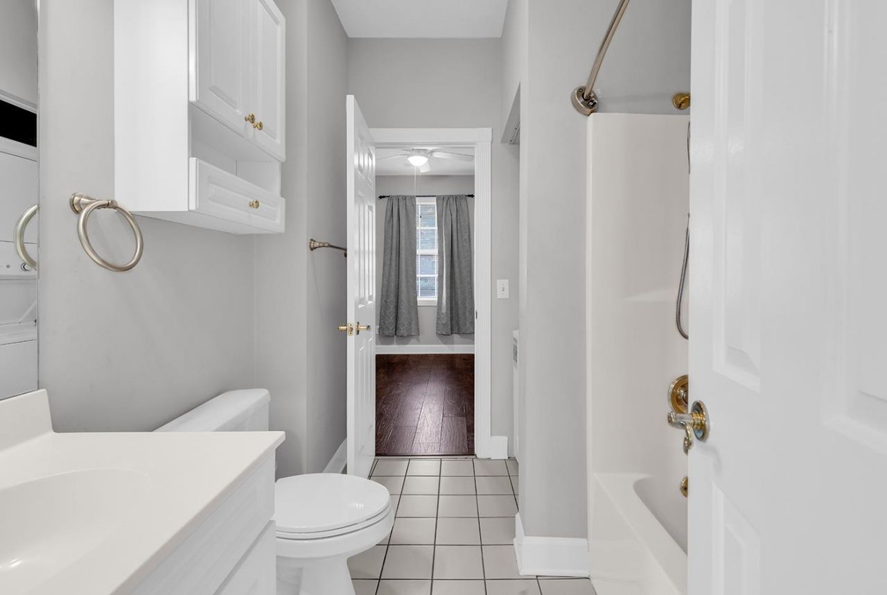 705 Riverwalk Dr. Photo 19