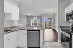 705 Riverwalk Dr. photo 4