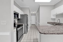 705 Riverwalk Dr. photo 4