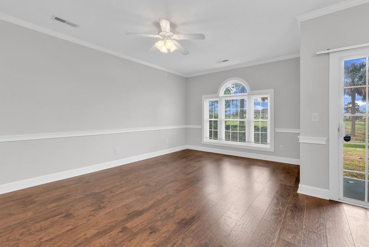 705 Riverwalk Dr. Photo 9