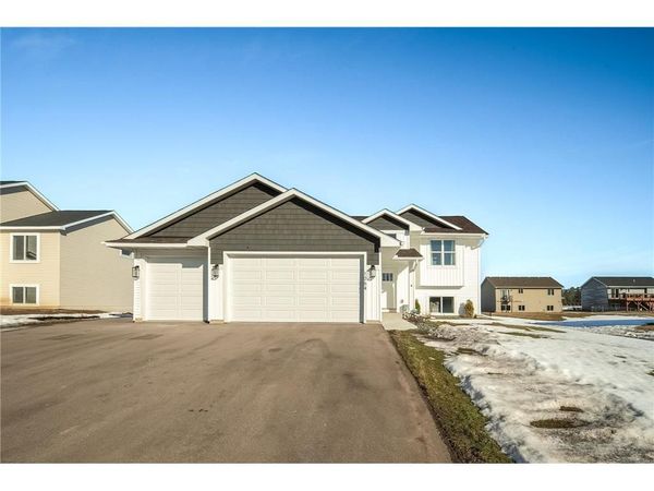 1064 Sharptail Run, New Richmond, WI 54017