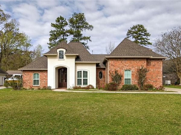 2142 WING HAVEN Drive, Mandeville, LA 70471