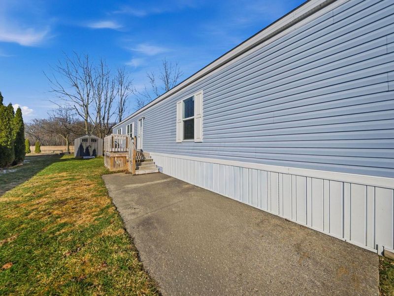 27 Colony Drive, Fredericktown, OH 43019 Photo 18