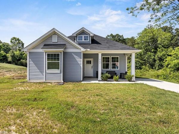 442 Weatherly Street , Ramseur, NC 27316