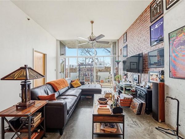 130 Arizona Ave NE, Unit 305, Atlanta, GA 30307