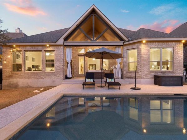 837 Bliss LN, Leander, TX 78641