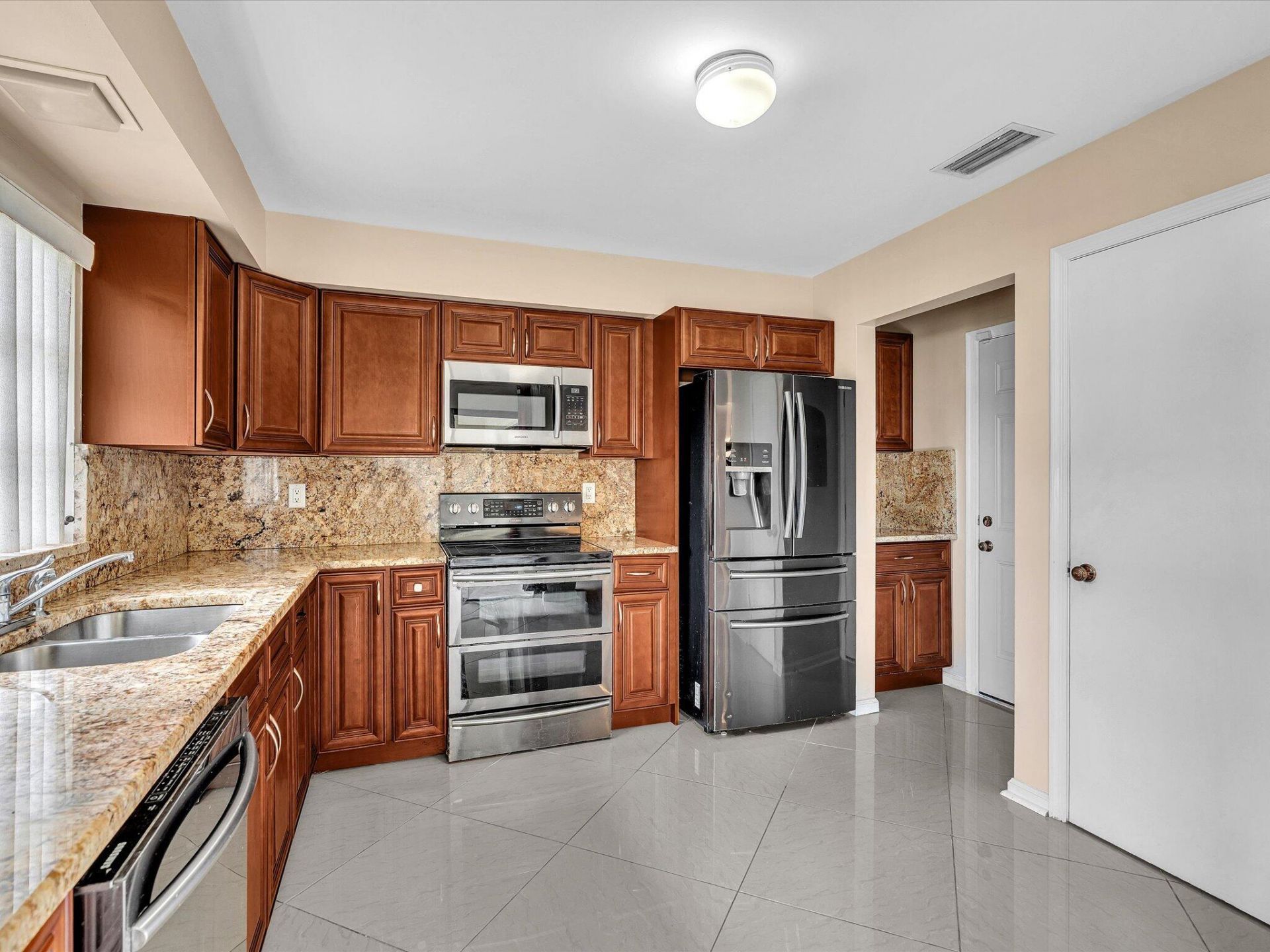 4951 Equestrian Circle, Unit A, Boynton Beach, FL 33436 Photo