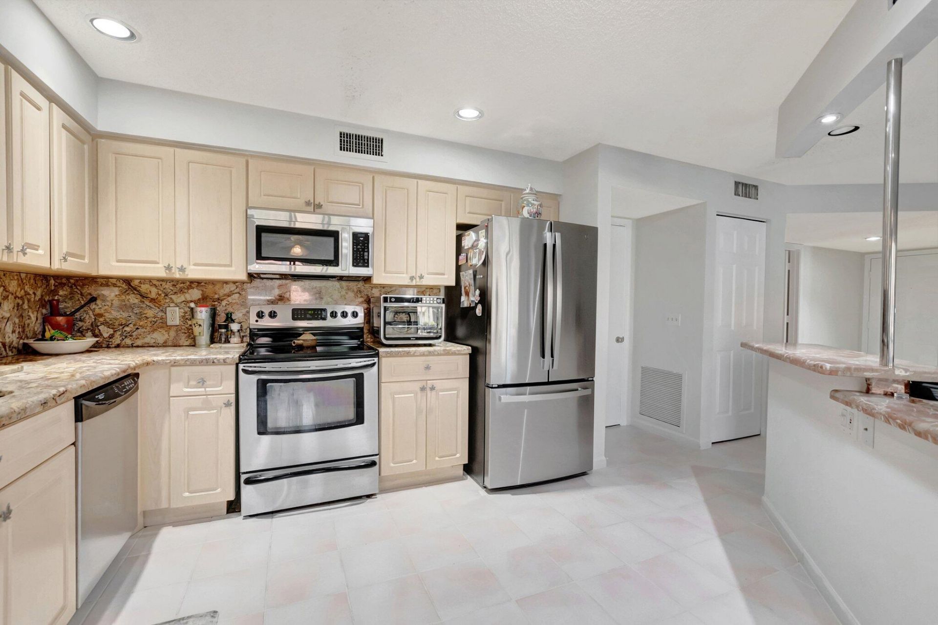 5731 Coach House Circle, Unit A, Boca Raton, FL 33486 Photo